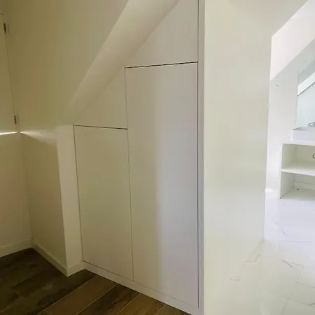 Graceful Tejo 204 * Lisboa